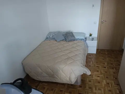 Habitación en calle del Pintor Velázquez