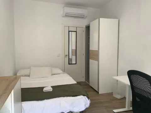 Habitación en calle de Tetuán, 2