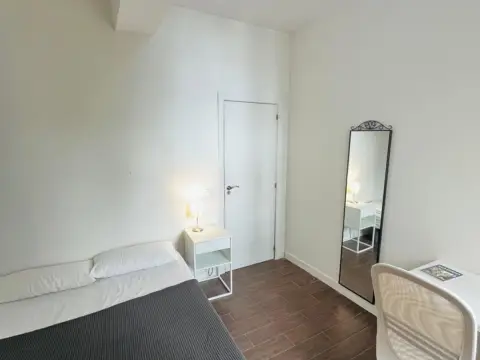 Habitación en calle de Maudes