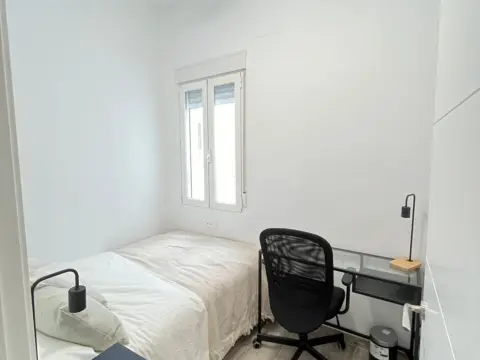 Habitación en calle de Gabriel Lobo, 25