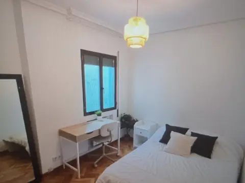 Habitación en Avenida de Menéndez Pelayo