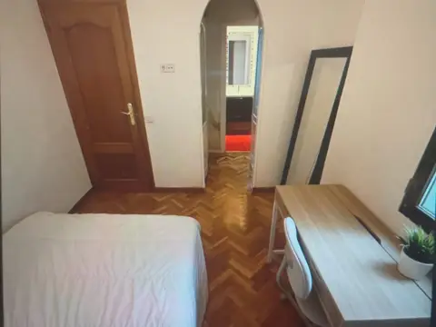 Habitación en Avenida de Menéndez Pelayo