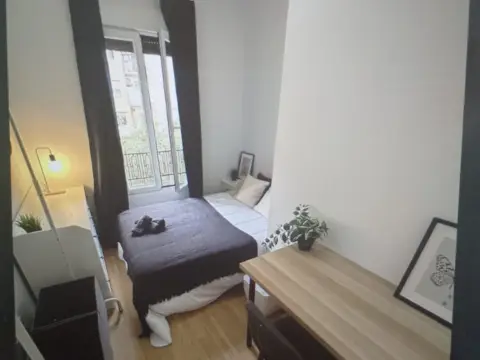 Habitación en calle del Conde de Peñalver