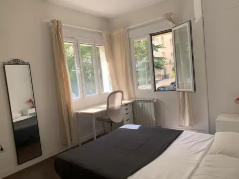 Habitación en calle de Maudes
