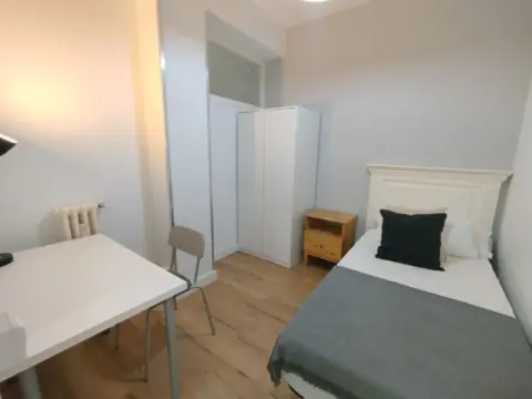 Habitación en Avenida del Mediterráneo, 43