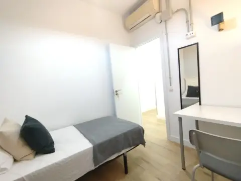 Habitación en Avenida del Mediterráneo, 43