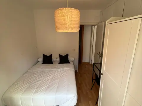 Habitación en calle de Jesús del Valle, 6