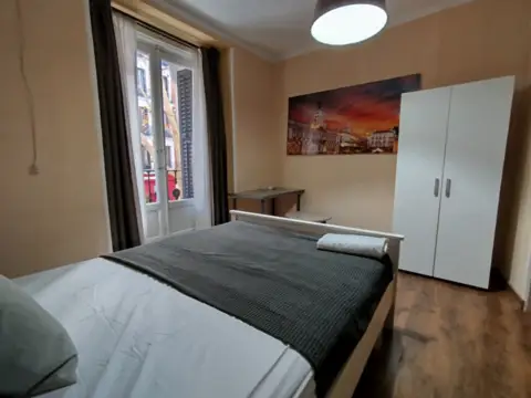 Habitación en Ronda de Toledo