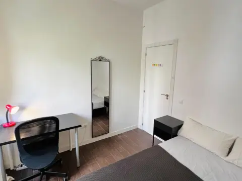 Habitación en calle de Maudes