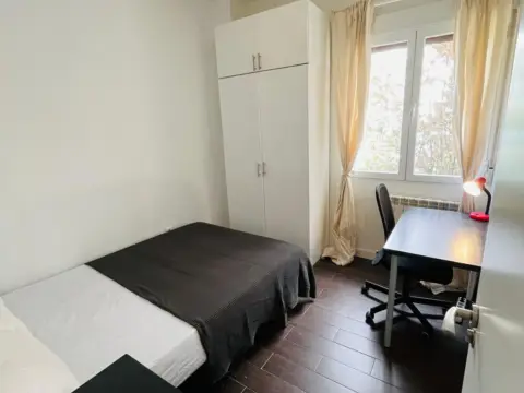 Habitación en calle de Maudes