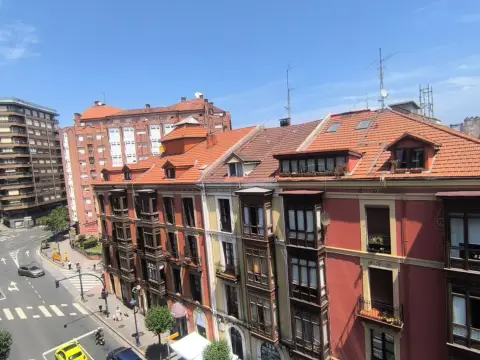 Piso en calle del General Castaños