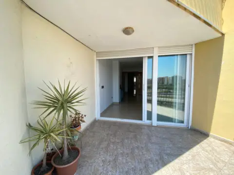 Piso en Avenida Giorgeta