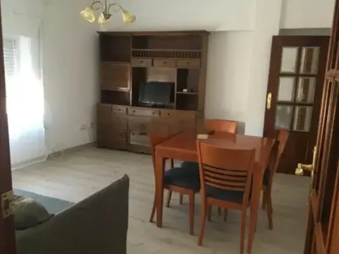 Piso en Avenida de Federico Anaya, 28