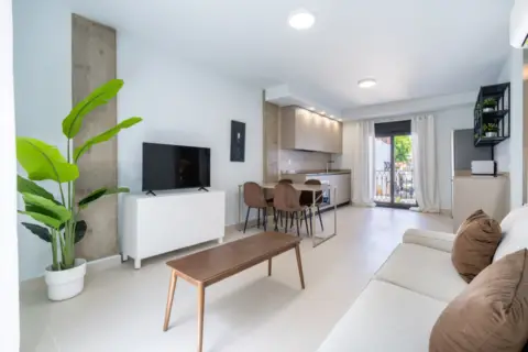 Dúplex en calle Braulio Moreno, 4