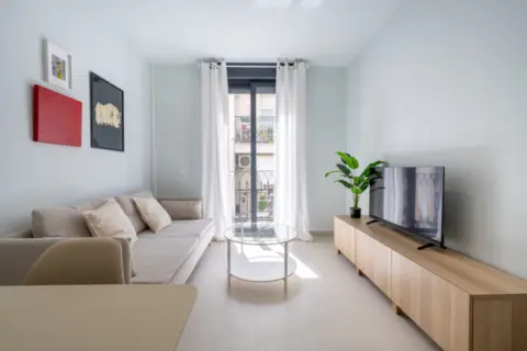 Piso en calle Braulio Moreno, 1