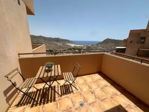 Piso en calle Encinas, 48