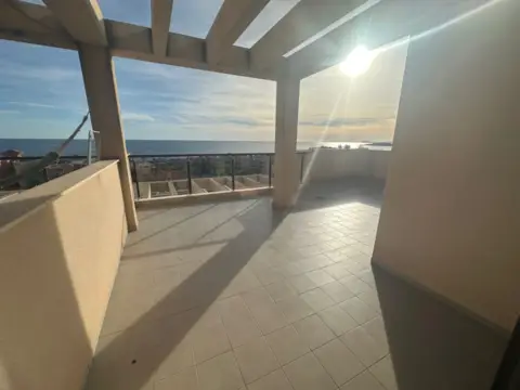 Piso en Paseo Isla Samoa