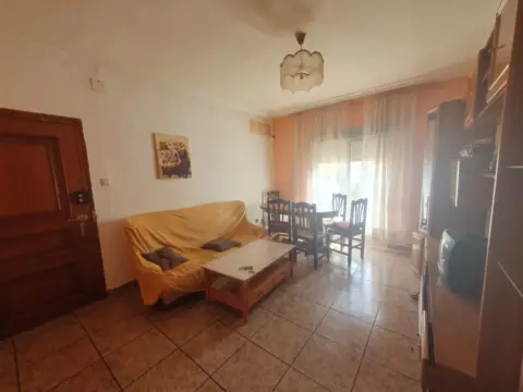Piso en Cañamares-Libertad