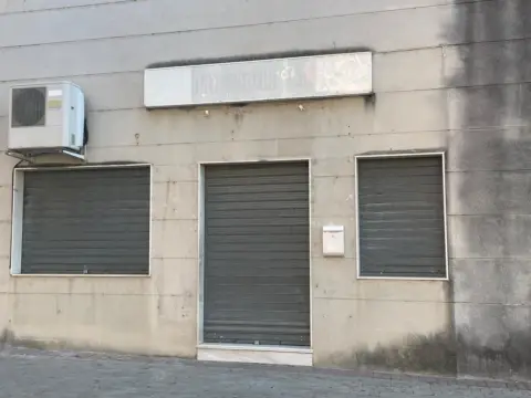 Local comercial en Plaza del Moguer
