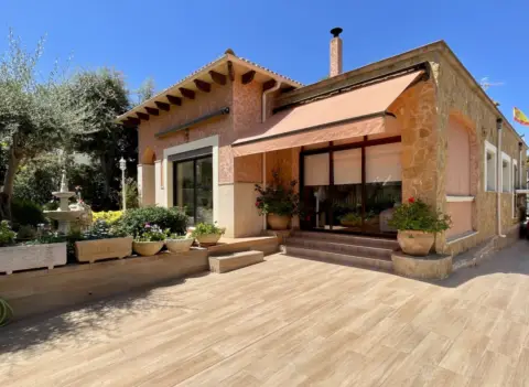 Chalet unifamiliar en Avinguda Bella Vista, 1