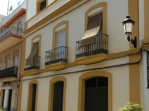 Piso en calle de Alfonso XII, 4