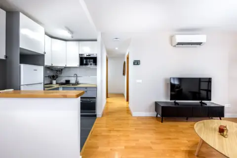 Piso en calle de Casajara, 7