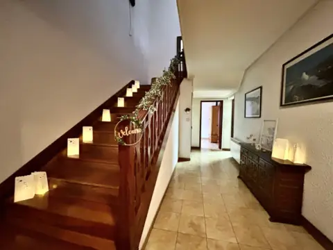 Casa adosada en Avenida de Pajares