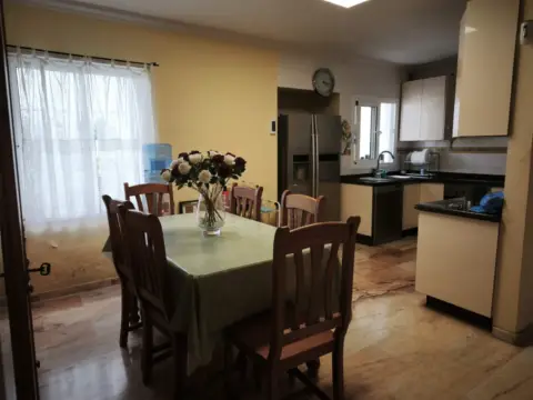 Chalet en San Antonio-Las Arenas