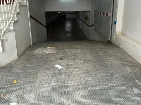 Garaje en calle de Jesús Nazareno