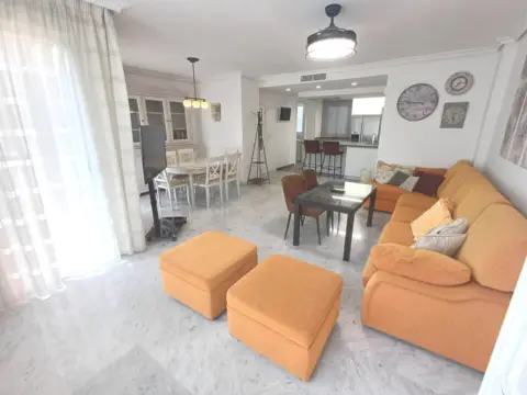 Piso en calle de Manuel Fuentes Bocanegra