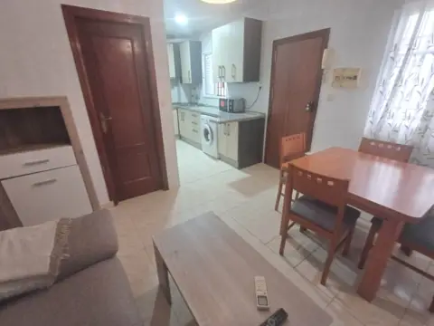 Piso en calle de Julio Pellicer
