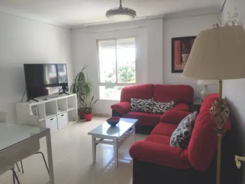 Piso en Ciudad Jardín-Zoco