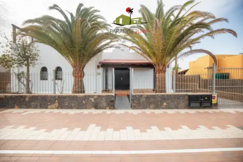 Chalet unifamiliar en calle Guirre
