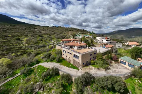 Chalet unifamiliar en El Tiemblo