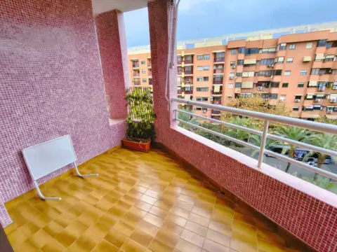 Piso en Avenida de Óscar Esplá, 24