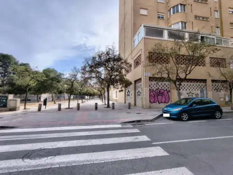 Local comercial en calle del Torero José María Manzanares, 2