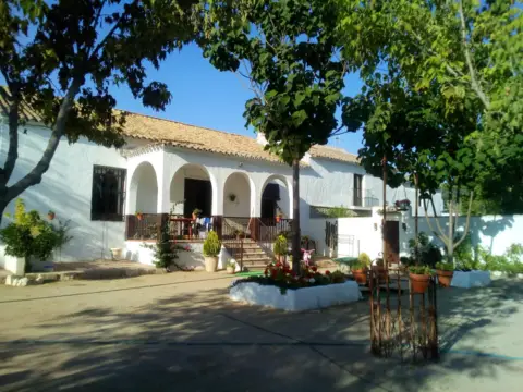 Chalet en Diseminado Campo Aras