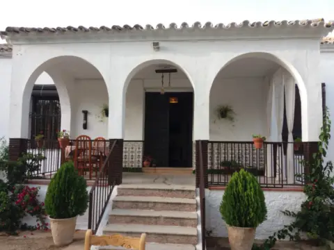 Chalet en Diseminado Campo Aras