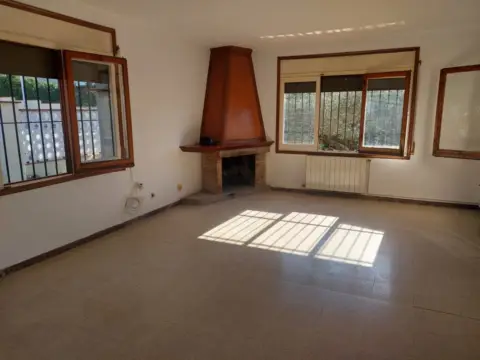 Casa unifamiliar en Carrer de Montserrat