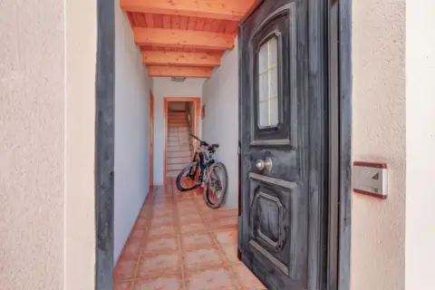Chalet pareado en calle del Aljibe, 8