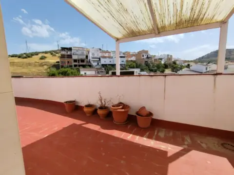 Piso en calle de la Cañada, 3