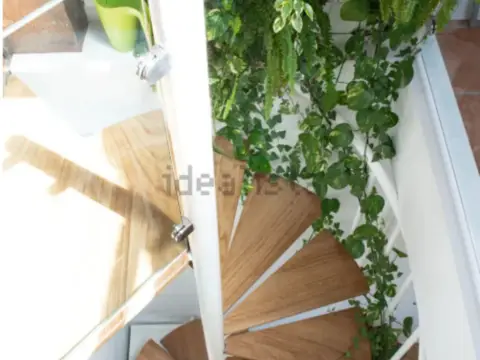 Dúplex en calle de la Florida