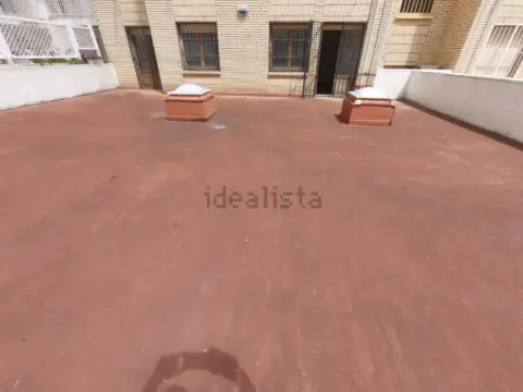 Piso en calle Pintor Adriano Aldecoa