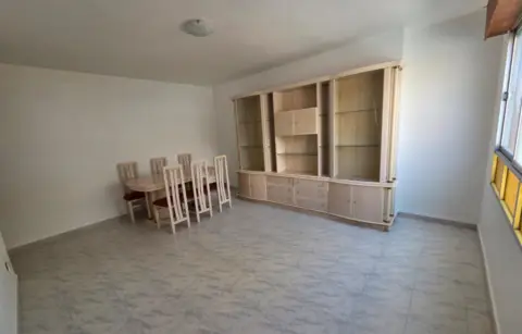 Piso en calle de la Concordia, 50