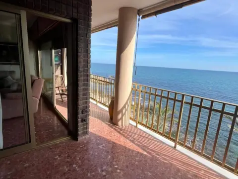 Piso en Paseo Marítimo de Juan Aparicio, 11