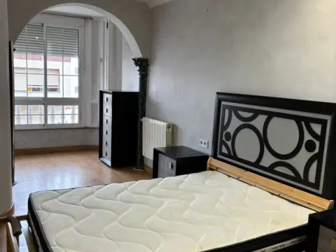 Piso en calle San Luis, 61