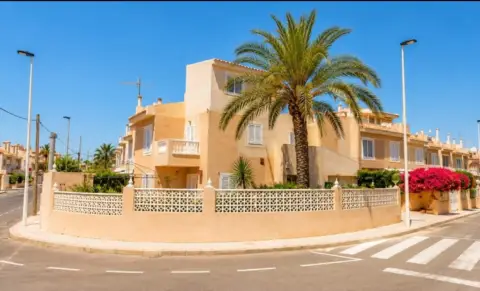 Chalet en calle Gandhi, 20