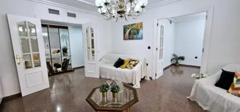 Piso en Paseo de los Rosales, 40