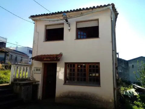 Casa en calle Lugar Fornelos