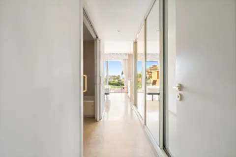 Piso en Urbanización los Granados de la Duquesa I